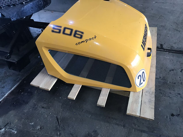 Liebherr Engine Hood - Капо: снимка 4 Liebherr Engine Hood - Капо: снимка 4