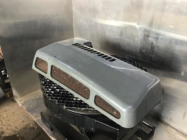 Капо Liebherr Engine Hood Small: снимка 8