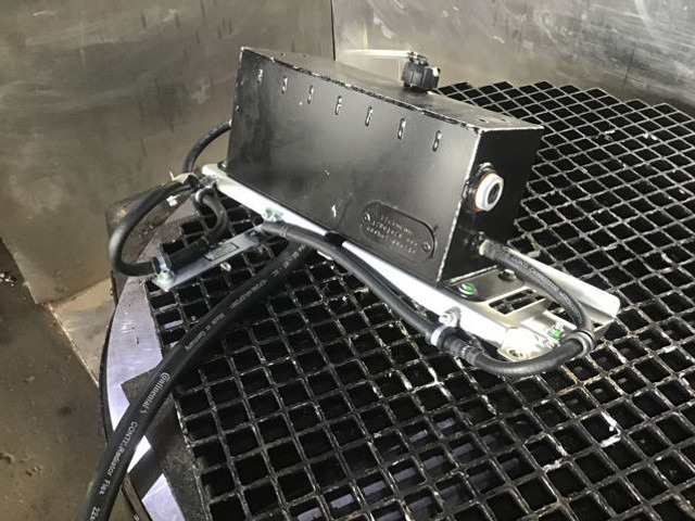 Liebherr Equalising Reservoir - Разширителен съд: снимка 2 Liebherr Equalising Reservoir - Разширителен съд: снимка 2