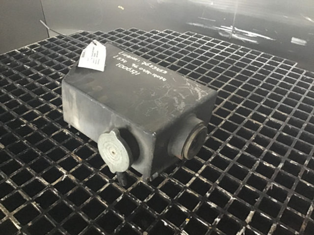 Liebherr Equalizing Reservoir - Разширителен съд: снимка 1 Liebherr Equalizing Reservoir - Разширителен съд: снимка 1