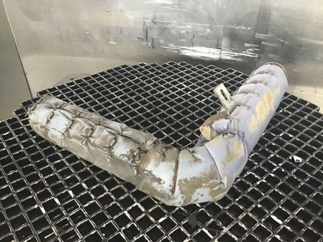 Liebherr Exhaust Duct - Изпускателна тръба: снимка 1 Liebherr Exhaust Duct - Изпускателна тръба: снимка 1