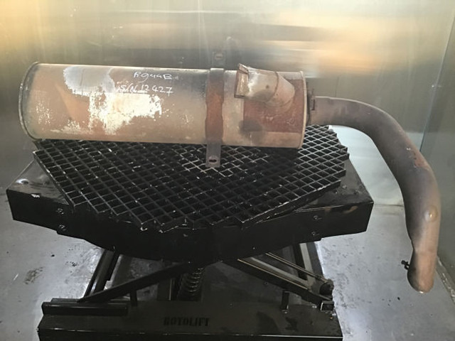 Liebherr Exhaust Silencer - Заглушител: снимка 1 Liebherr Exhaust Silencer - Заглушител: снимка 1