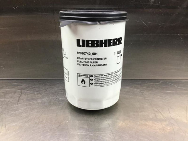 Liebherr Filter - Въздушен филтър: снимка 1 Liebherr Filter - Въздушен филтър: снимка 1