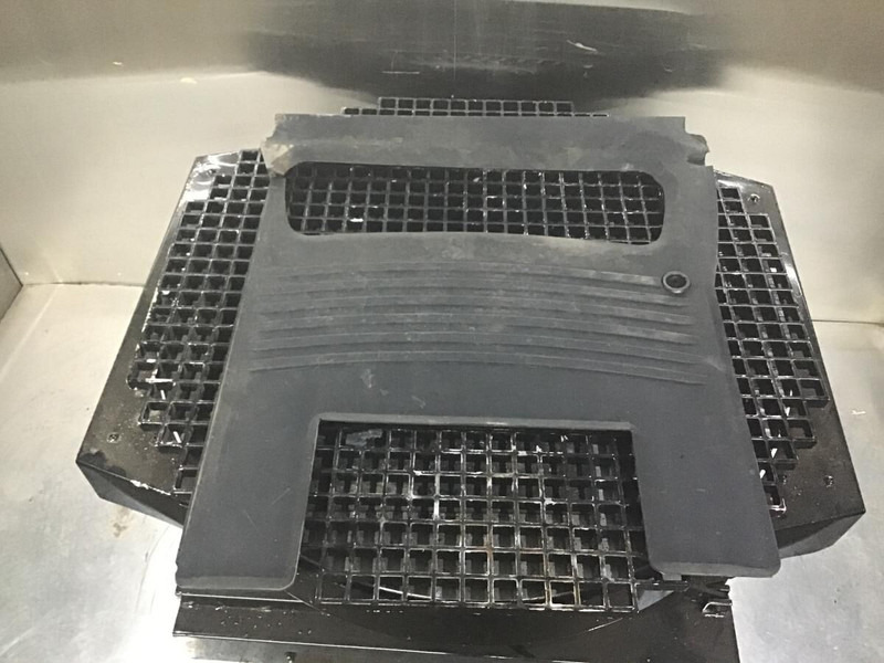 Liebherr Floor Covering - Кабина и интериор: снимка 2 Liebherr Floor Covering - Кабина и интериор: снимка 2