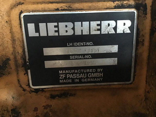 Liebherr Front Axle - Предна ос: снимка 3 Liebherr Front Axle - Предна ос: снимка 3