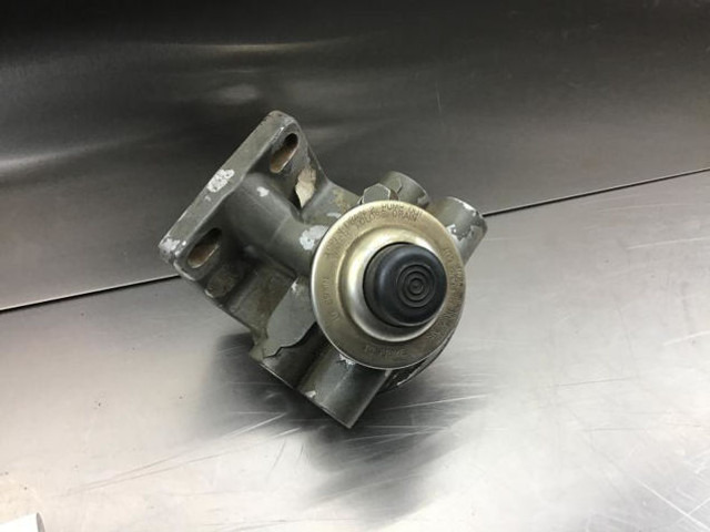 Горивна система Liebherr Fuel Filter Head: снимка 16