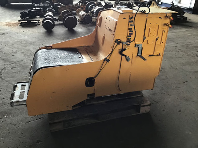 Liebherr Fuel Tank - Резервоар за гориво: снимка 5 Liebherr Fuel Tank - Резервоар за гориво: снимка 5