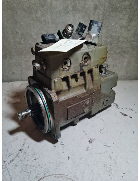 Liebherr High Pressure Pump - Горивна помпа: снимка 2 Liebherr High Pressure Pump - Горивна помпа: снимка 2