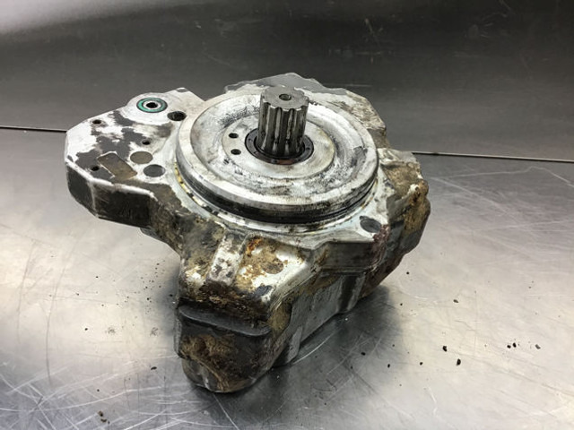 Liebherr High Pressure Pump - Маслена помпа: снимка 1 Liebherr High Pressure Pump - Маслена помпа: снимка 1
