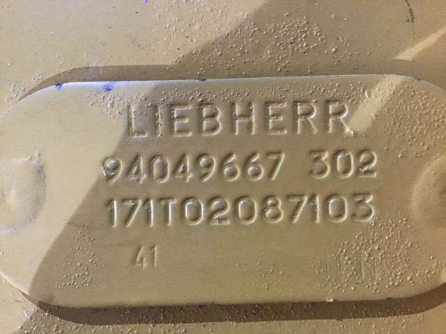 Liebherr Hydraulic Tank - Хидравличен резервоар: снимка 3 Liebherr Hydraulic Tank - Хидравличен резервоар: снимка 3