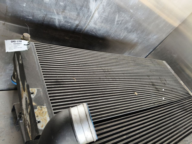 Liebherr Intercooler - Радиатор: снимка 1 Liebherr Intercooler - Радиатор: снимка 1