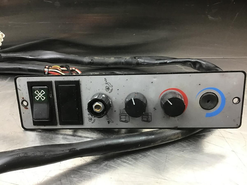 Liebherr Keybaord - Табло: снимка 1 Liebherr Keybaord - Табло: снимка 1