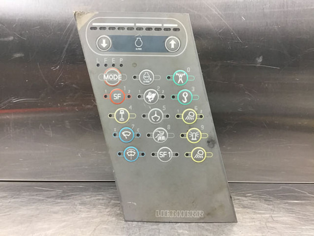 Liebherr Keyboard - Табло: снимка 1 Liebherr Keyboard - Табло: снимка 1