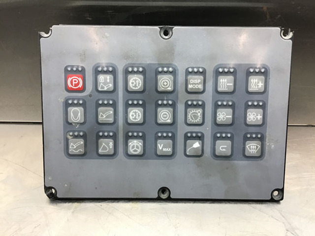 Liebherr Keyboard - Табло: снимка 1 Liebherr Keyboard - Табло: снимка 1