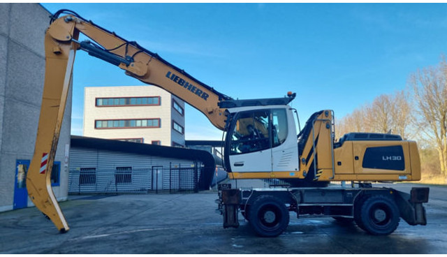 Liebherr LH30 M - Багер за манипулиране на материали: снимка 4 Liebherr LH30 M - Багер за манипулиране на материали: снимка 4