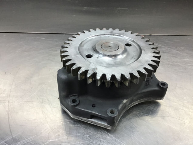 Liebherr Lube Oil Pump - Маслена помпа: снимка 3 Liebherr Lube Oil Pump - Маслена помпа: снимка 3