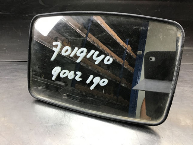 Liebherr Mirror - Огледало за задно виждане: снимка 1 Liebherr Mirror - Огледало за задно виждане: снимка 1