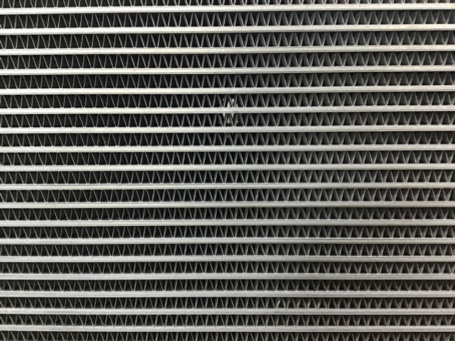 Liebherr Oil Cooler - Маслен охладител: снимка 3 Liebherr Oil Cooler - Маслен охладител: снимка 3