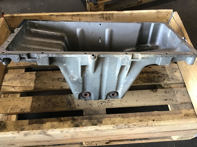 Liebherr Oil Sump - Картер: снимка 5 Liebherr Oil Sump - Картер: снимка 5