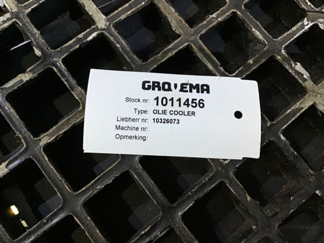 Liebherr Oilcooler - Маслен охладител: снимка 4 Liebherr Oilcooler - Маслен охладител: снимка 4