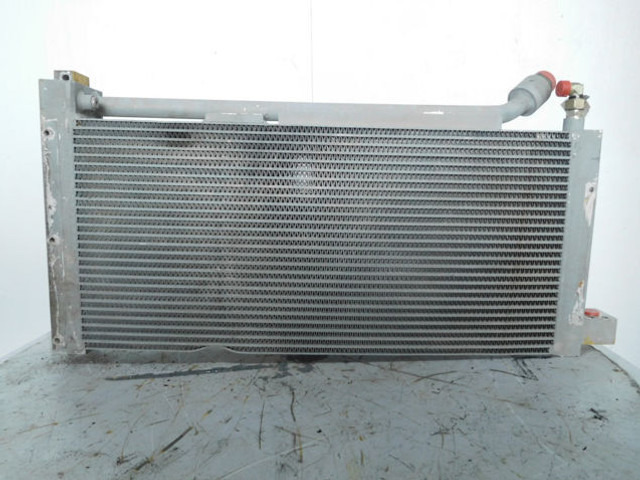 Liebherr Oilcooler - Маслен охладител: снимка 1 Liebherr Oilcooler - Маслен охладител: снимка 1