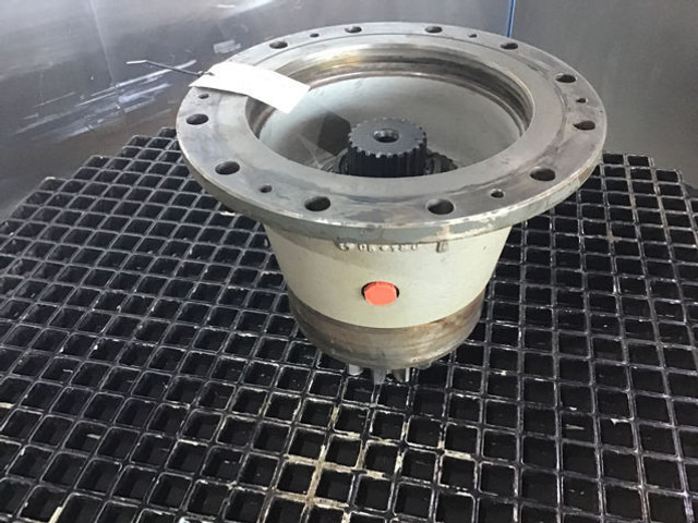 Liebherr Output Shaft Housing - Ступица: снимка 2 Liebherr Output Shaft Housing - Ступица: снимка 2