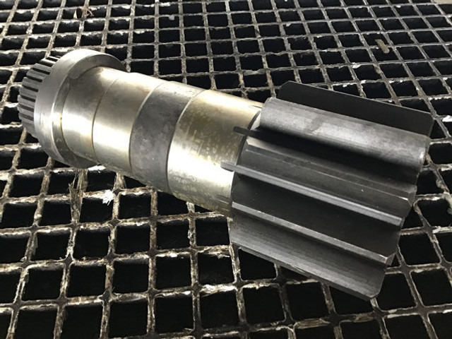 Нови Ос и части Liebherr Output Shaft: снимка 9
