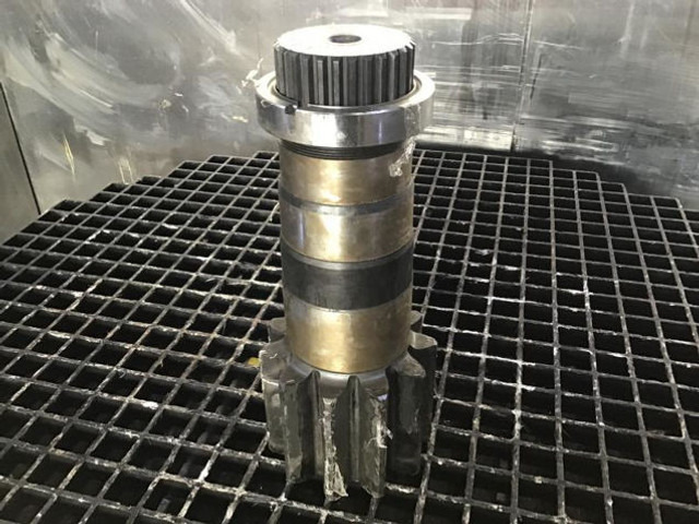 Нови Ос и части Liebherr Output Shaft: снимка 7