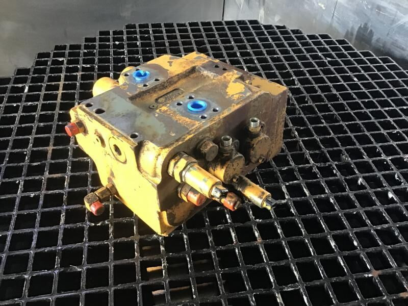 Liebherr PR712 / PR712 B - Хидравлика: снимка 1 Liebherr PR712 / PR712 B - Хидравлика: снимка 1