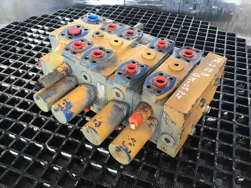 Liebherr PR712 ,PR712 B , PR722 , PR722 B , LR641 - Хидравлика: снимка 2 Liebherr PR712 ,PR712 B , PR722 , PR722 B , LR641 - Хидравлика: снимка 2