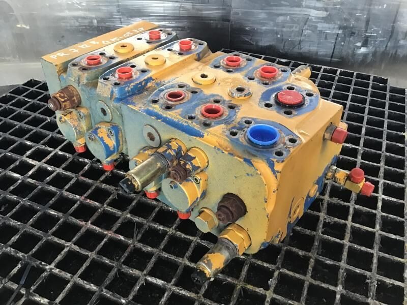 Liebherr PR712 ,PR712 B , PR722 , PR722 B , LR641 - Хидравлика: снимка 3 Liebherr PR712 ,PR712 B , PR722 , PR722 B , LR641 - Хидравлика: снимка 3