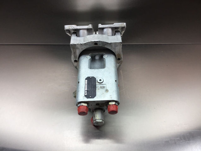 Педал Liebherr Pilot Control Unit: снимка 9