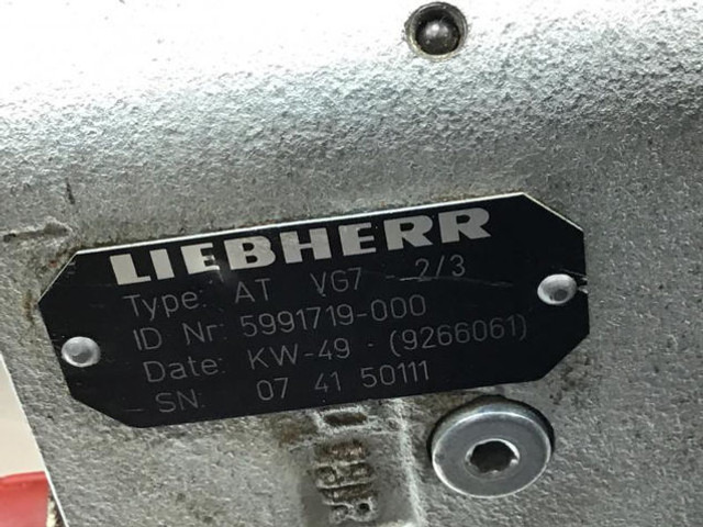Liebherr Pilot Control Unit - Педал: снимка 5 Liebherr Pilot Control Unit - Педал: снимка 5