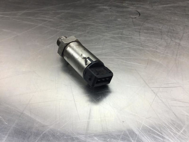 Liebherr Pressure Transmitter - Сензор: снимка 3 Liebherr Pressure Transmitter - Сензор: снимка 3