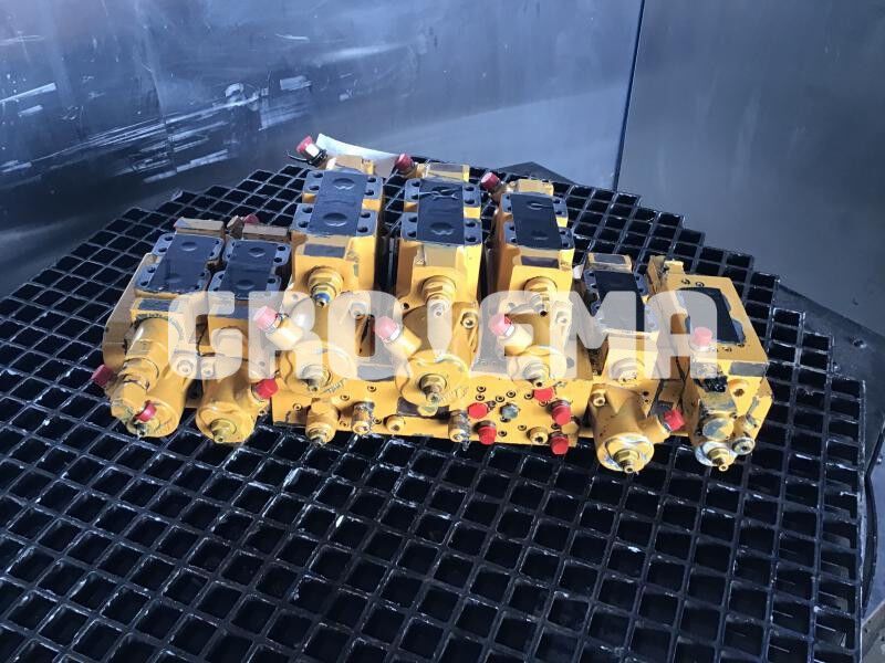Liebherr R914 EW , R914HDS , R914HDSL - Хидравлика: снимка 2 Liebherr R914 EW , R914HDS , R914HDSL - Хидравлика: снимка 2