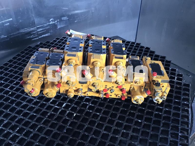 Liebherr R914 EW , R914HDS , R914HDSL - Хидравлика: снимка 1 Liebherr R914 EW , R914HDS , R914HDSL - Хидравлика: снимка 1
