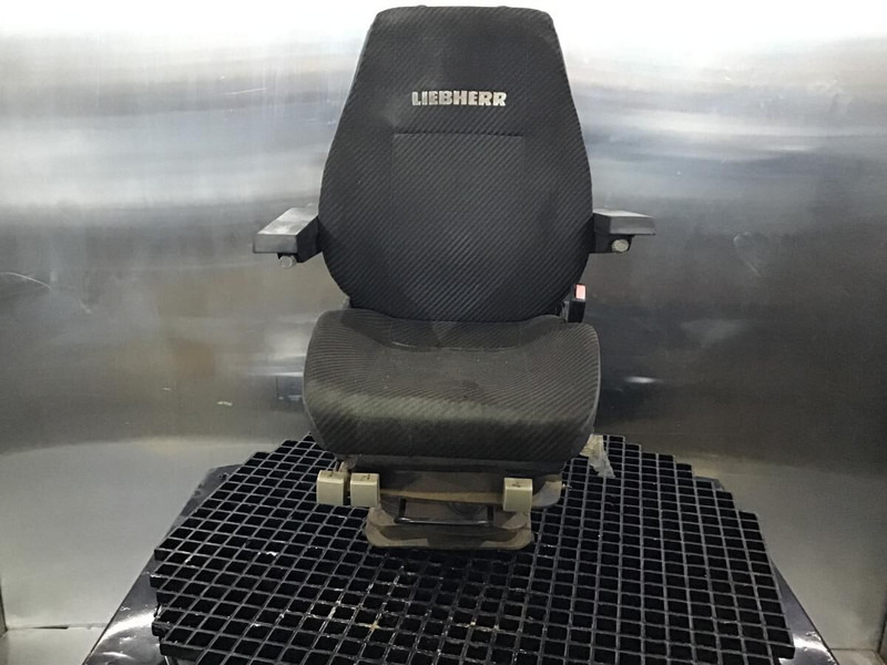 Liebherr R914B / A914C li / A934C Li / A924C Li / A916 / A924B Li / A924 li / A914 Li / A934B Li / A914B Li / R914 / R944C Li / R924 B / - Седалка: снимка 1 Liebherr R914B / A914C li / A934C Li / A924C Li / A916 / A924B Li / A924 li / A914 Li / A934B Li / A914B Li / R914 / R944C Li / R924 B / - Седалка: снимка 1