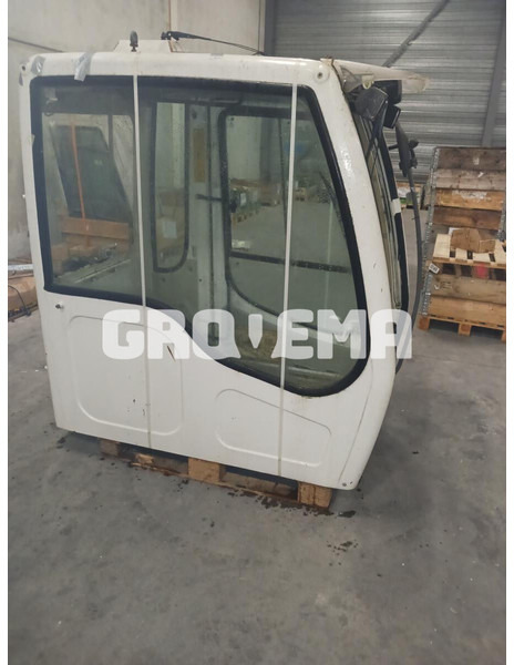 Liebherr R914B / R904 / A904 Li / A924B Li / A924 li / A914 Li / A934 Li / A934B Li / A944B Li / A914B Li / R914 / R924 / R924 B / R934 - Кабина и интериор: снимка 1 Liebherr R914B / R904 / A904 Li / A924B Li / A924 li / A914 Li / A934 Li / A934B Li / A944B Li / A914B Li / R914 / R924 / R924 B / R934 - Кабина и интериор: снимка 1