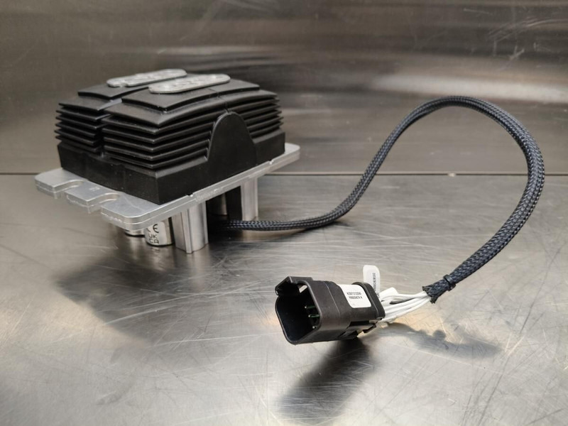 Liebherr R922 / R924 / R934 / R926 - Електрическа система: снимка 1 Liebherr R922 / R924 / R934 / R926 - Електрическа система: снимка 1