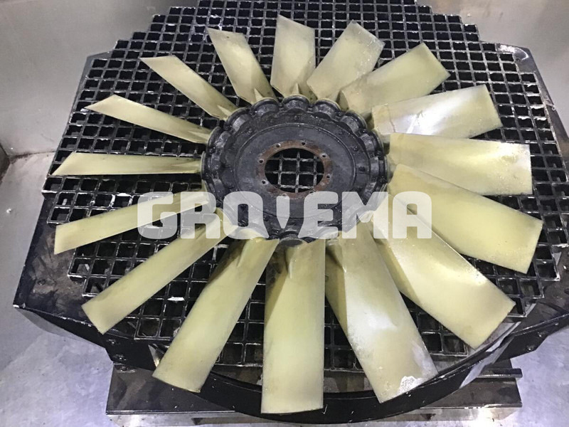 Liebherr R954B / R954HD / R954 - Вентилатор: снимка 3 Liebherr R954B / R954HD / R954 - Вентилатор: снимка 3