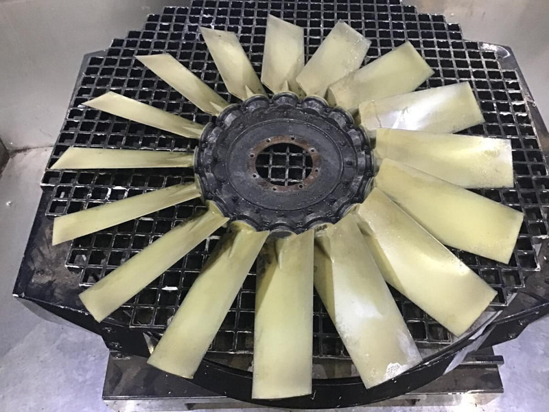 Liebherr R954B / R954HD / R954 - Вентилатор: снимка 1 Liebherr R954B / R954HD / R954 - Вентилатор: снимка 1