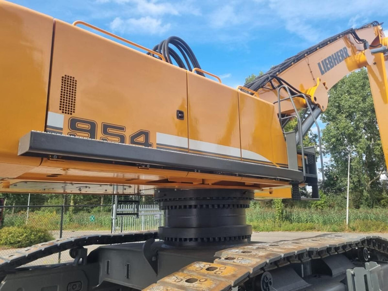 Liebherr R954C - Багер за манипулиране на материали: снимка 3 Liebherr R954C - Багер за манипулиране на материали: снимка 3