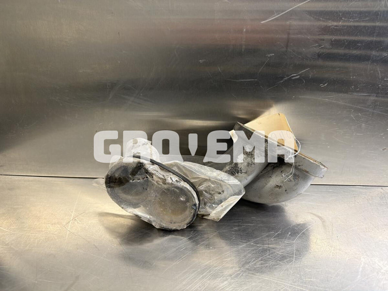 Liebherr R964C / R974C / R976 / R976 LC / R976 LCV / R980 - Охладителна система: снимка 2 Liebherr R964C / R974C / R976 / R976 LC / R976 LCV / R980 - Охладителна система: снимка 2