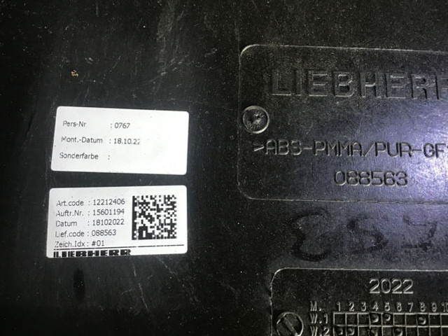 Liebherr Side Door Right Front - Врата и части: снимка 1 Liebherr Side Door Right Front - Врата и части: снимка 1