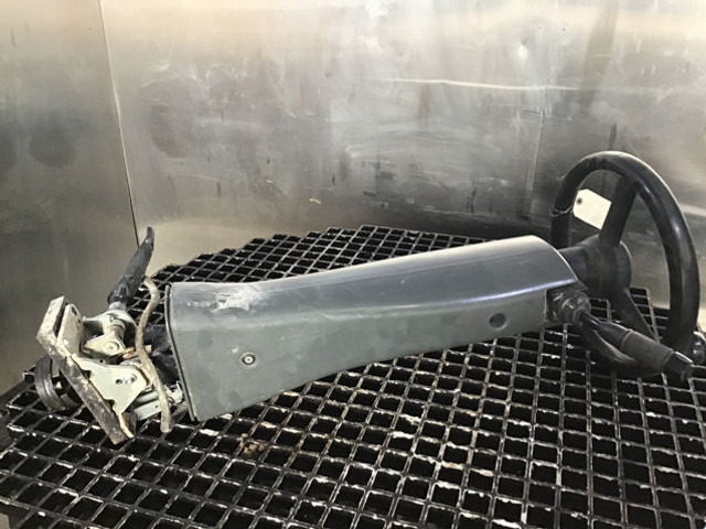 Liebherr Steering column - Кормилна колона: снимка 1 Liebherr Steering column - Кормилна колона: снимка 1