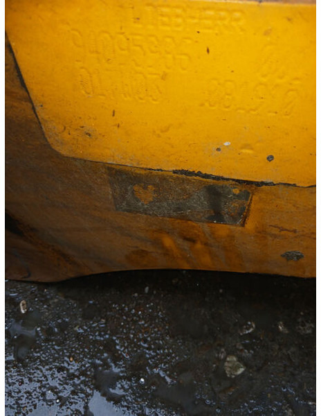 Liebherr Stick 3.05M - Каросерия и екстериор: снимка 3 Liebherr Stick 3.05M - Каросерия и екстериор: снимка 3