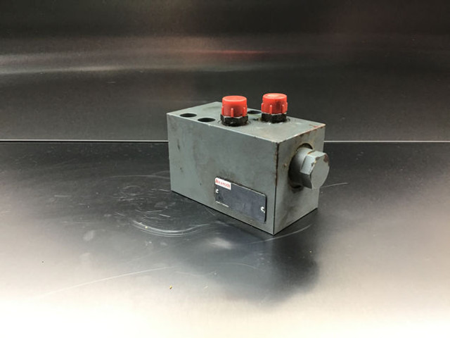 Liebherr Valve - Двигател и части: снимка 4 Liebherr Valve - Двигател и части: снимка 4