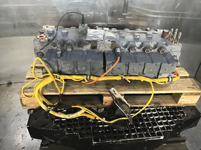 Liebherr Valveblock - Цилиндров блок: снимка 1 Liebherr Valveblock - Цилиндров блок: снимка 1