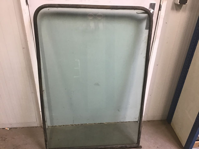 Liebherr Window Glass - Стъкло и части: снимка 2 Liebherr Window Glass - Стъкло и части: снимка 2