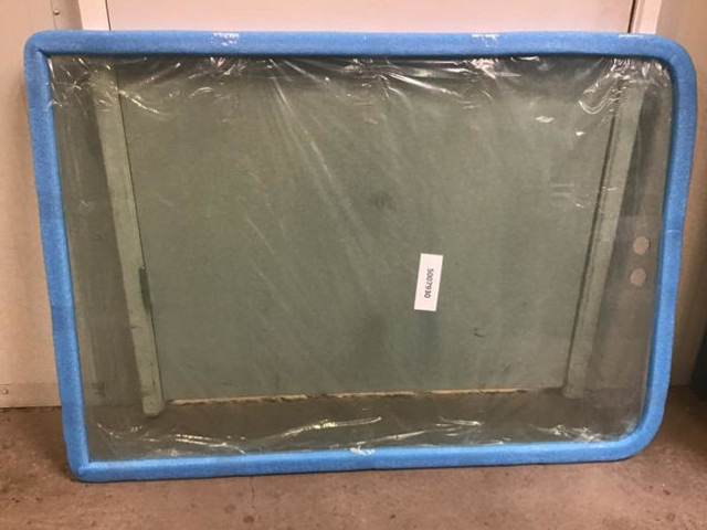 Liebherr Window Glass - Стъкло и части: снимка 3 Liebherr Window Glass - Стъкло и части: снимка 3